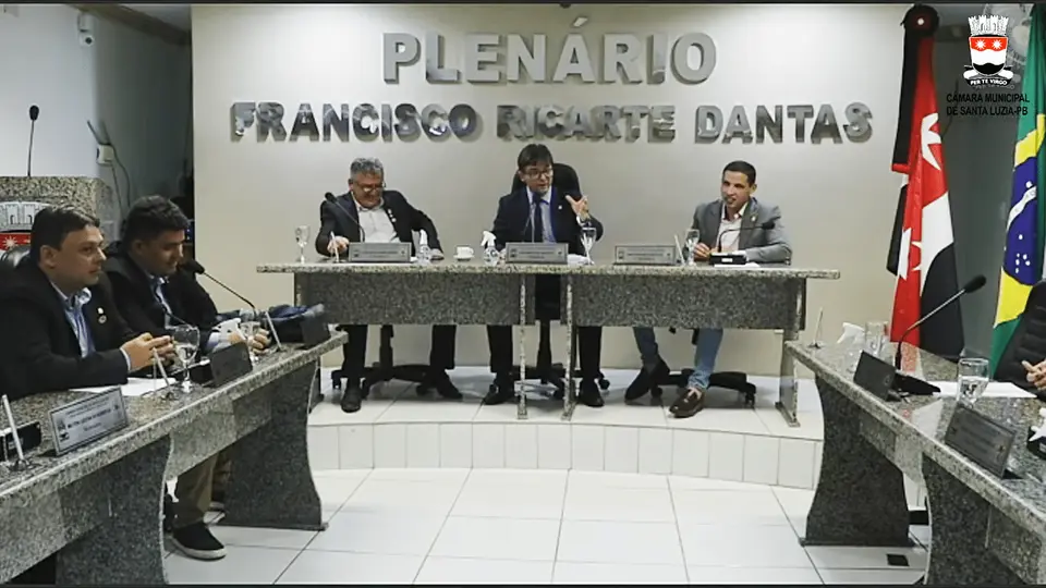 Vereadores debatem projeto que define fibromialgia como deficiência e aprovam transparência em vagas nas escolas e creches